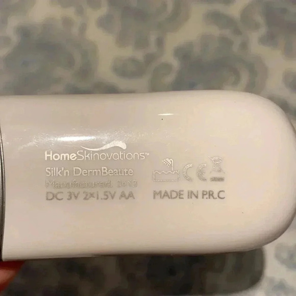 Silk’n DermBeaute sonic vibration  brush - Picture 5 of 7